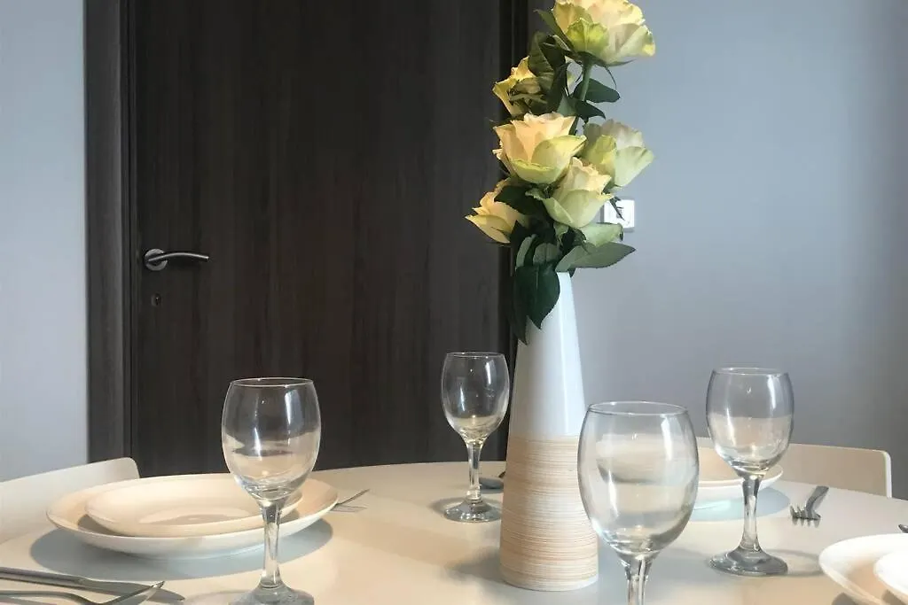 The Overhills Suite, Your Home Away From Home Naxxar Malta