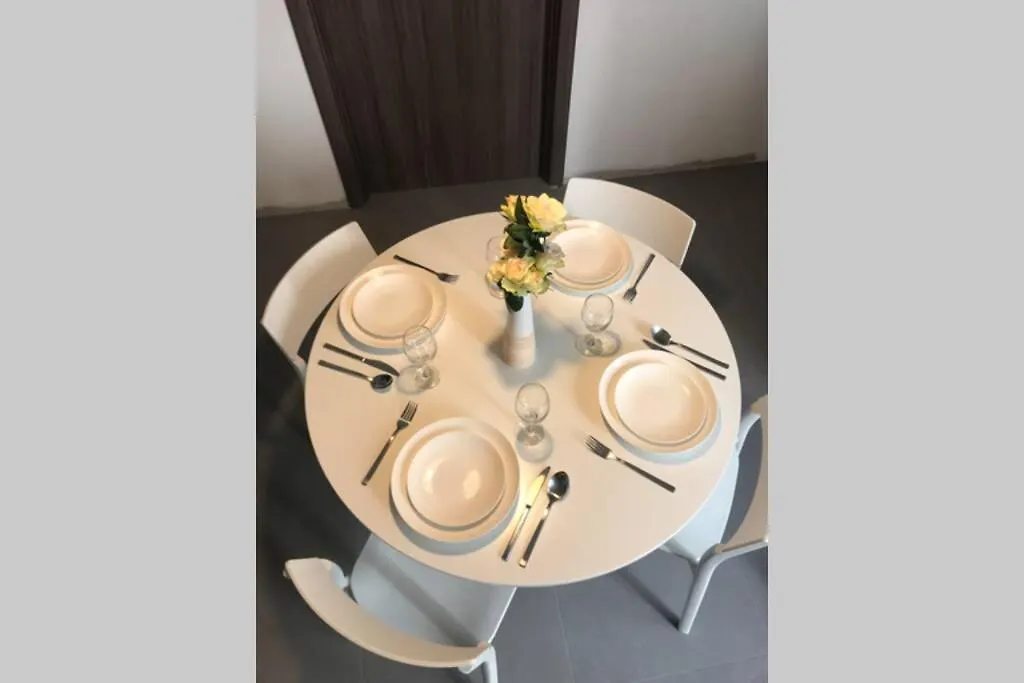 The Overhills Suite, Your Home Away From Home Naxxar